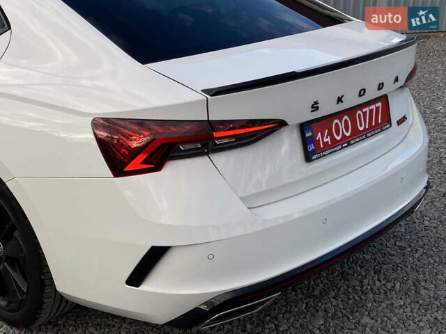 Білий Шкода Октавія, об'ємом двигуна 2 л та пробігом 160 тис. км за 27999 $, фото 29 на Automoto.ua