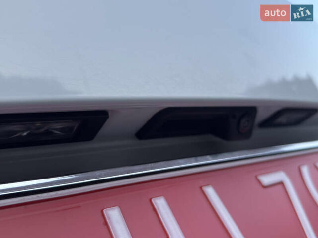 Білий Шкода Октавія, об'ємом двигуна 1.97 л та пробігом 178 тис. км за 19950 $, фото 52 на Automoto.ua