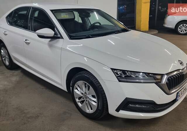 Белый Шкода Октавия, объемом двигателя 1.4 л и пробегом 119 тыс. км за 17500 $, фото 5 на Automoto.ua