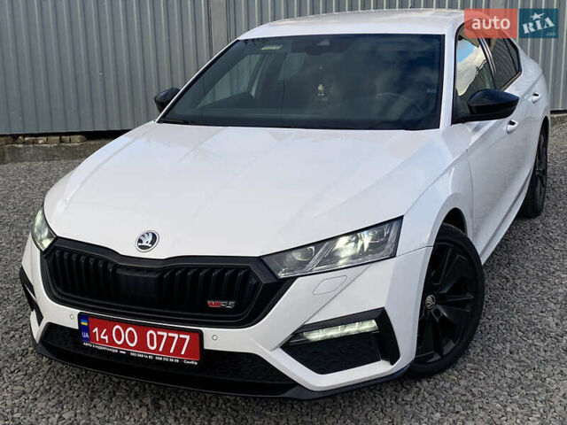 Белый Шкода Октавия, объемом двигателя 2 л и пробегом 160 тыс. км за 27399 $, фото 4 на Automoto.ua