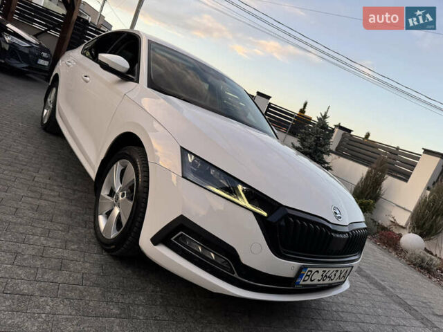 Белый Шкода Октавия, объемом двигателя 1.97 л и пробегом 243 тыс. км за 21500 $, фото 5 на Automoto.ua