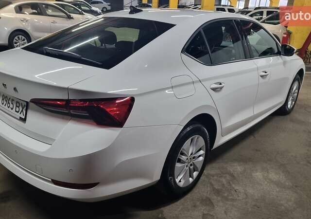 Белый Шкода Октавия, объемом двигателя 1.4 л и пробегом 119 тыс. км за 17500 $, фото 4 на Automoto.ua