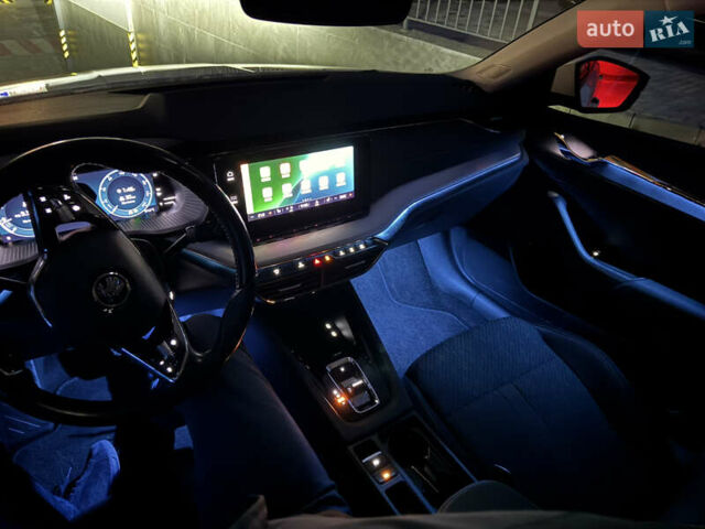 Белый Шкода Октавия, объемом двигателя 1.97 л и пробегом 243 тыс. км за 21500 $, фото 85 на Automoto.ua