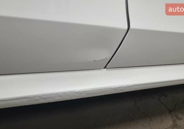 Белый Шкода Октавия, объемом двигателя 1.4 л и пробегом 119 тыс. км за 17500 $, фото 14 на Automoto.ua