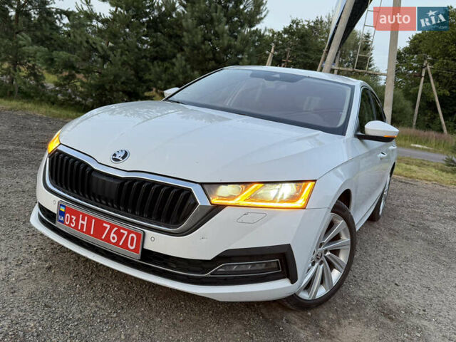 Белый Шкода Октавия, объемом двигателя 1.97 л и пробегом 178 тыс. км за 19550 $, фото 3 на Automoto.ua