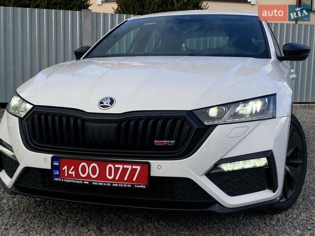 Білий Шкода Октавія, об'ємом двигуна 2 л та пробігом 160 тис. км за 27999 $, фото 6 на Automoto.ua