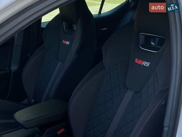 Білий Шкода Октавія, об'ємом двигуна 2 л та пробігом 160 тис. км за 27999 $, фото 38 на Automoto.ua