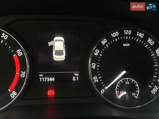 Білий Шкода Октавія, об'ємом двигуна 1.4 л та пробігом 117 тис. км за 18518 $, фото 15 на Automoto.ua