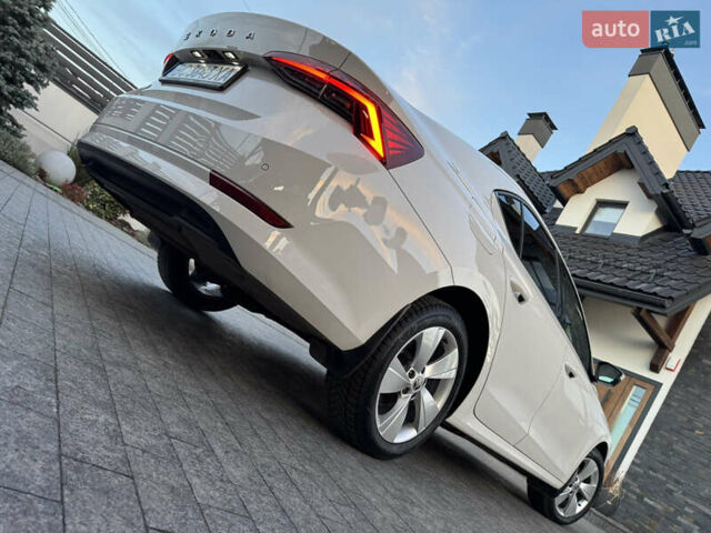 Белый Шкода Октавия, объемом двигателя 1.97 л и пробегом 243 тыс. км за 21500 $, фото 34 на Automoto.ua