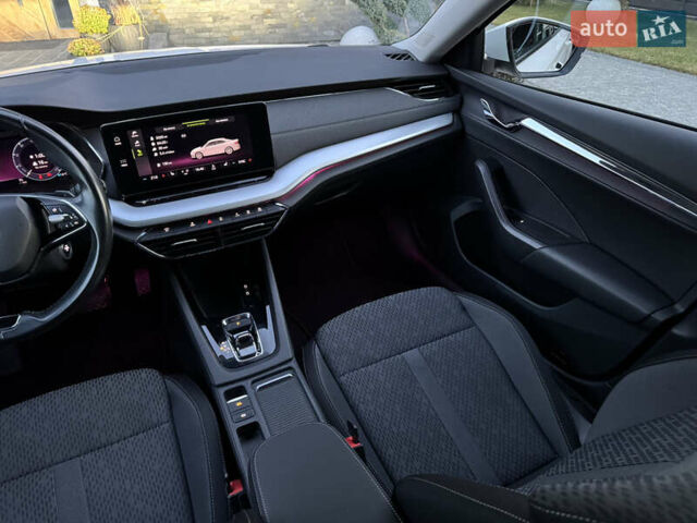 Белый Шкода Октавия, объемом двигателя 1.97 л и пробегом 243 тыс. км за 21500 $, фото 84 на Automoto.ua