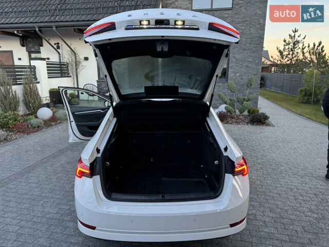 Белый Шкода Октавия, объемом двигателя 1.97 л и пробегом 243 тыс. км за 21500 $, фото 47 на Automoto.ua