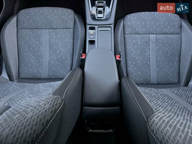 Белый Шкода Октавия, объемом двигателя 1.97 л и пробегом 243 тыс. км за 21500 $, фото 70 на Automoto.ua