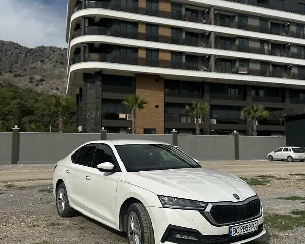 Білий Шкода Октавія, об'ємом двигуна 1.4 л та пробігом 65 тис. км за 25500 $, фото 6 на Automoto.ua