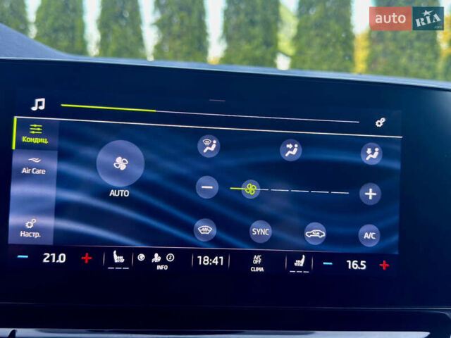 Білий Шкода Октавія, об'ємом двигуна 1.97 л та пробігом 178 тис. км за 19950 $, фото 55 на Automoto.ua