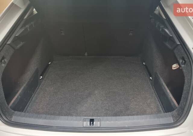 Белый Шкода Октавия, объемом двигателя 1.4 л и пробегом 119 тыс. км за 17500 $, фото 12 на Automoto.ua