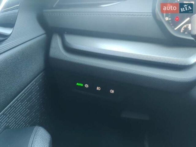 Белый Шкода Октавия, объемом двигателя 1.4 л и пробегом 107 тыс. км за 17900 $, фото 26 на Automoto.ua