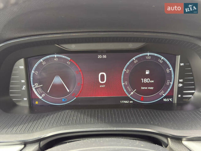 Белый Шкода Октавия, объемом двигателя 1.97 л и пробегом 177 тыс. км за 19999 $, фото 45 на Automoto.ua