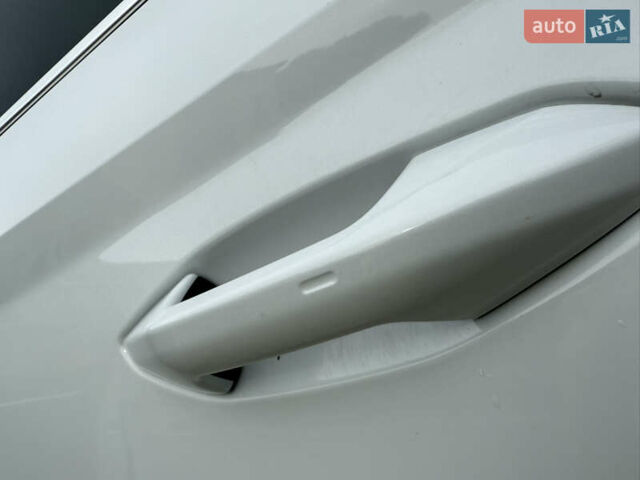 Белый Шкода Октавия, объемом двигателя 1.97 л и пробегом 177 тыс. км за 19999 $, фото 38 на Automoto.ua