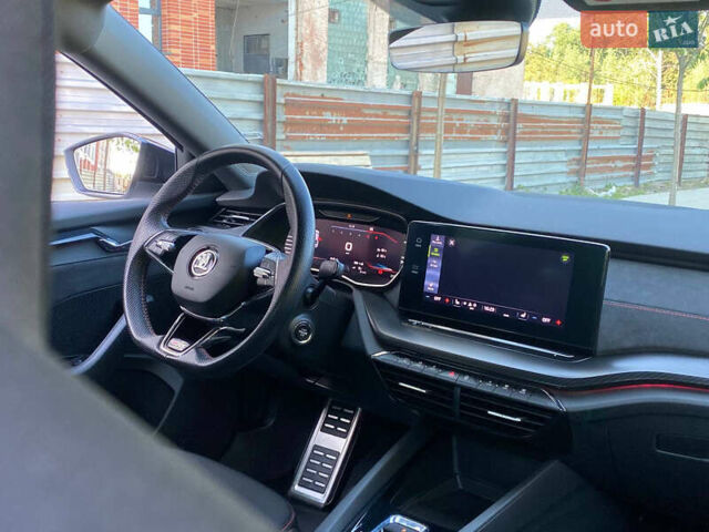 Білий Шкода Октавія, об'ємом двигуна 2 л та пробігом 160 тис. км за 27999 $, фото 57 на Automoto.ua