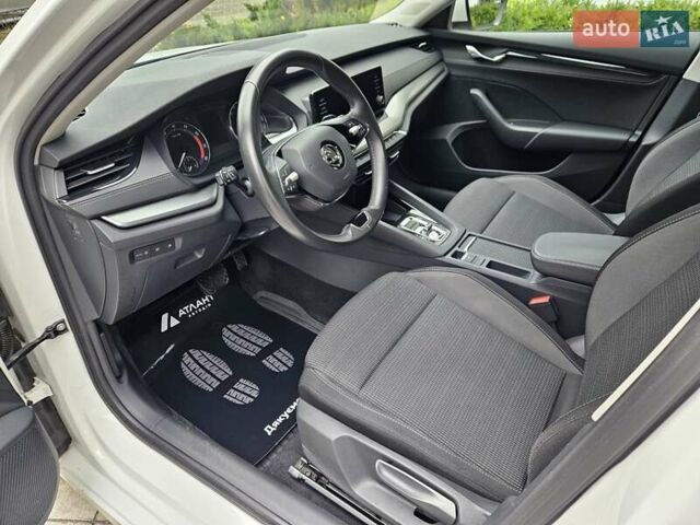Белый Шкода Октавия, объемом двигателя 1.4 л и пробегом 68 тыс. км за 21890 $, фото 17 на Automoto.ua