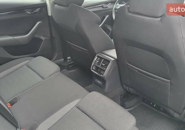 Белый Шкода Октавия, объемом двигателя 1.4 л и пробегом 98 тыс. км за 17990 $, фото 29 на Automoto.ua