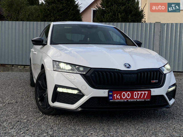 Белый Шкода Октавия, объемом двигателя 2 л и пробегом 160 тыс. км за 27399 $, фото 13 на Automoto.ua