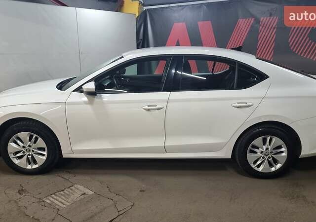 Белый Шкода Октавия, объемом двигателя 1.4 л и пробегом 119 тыс. км за 17500 $, фото 2 на Automoto.ua