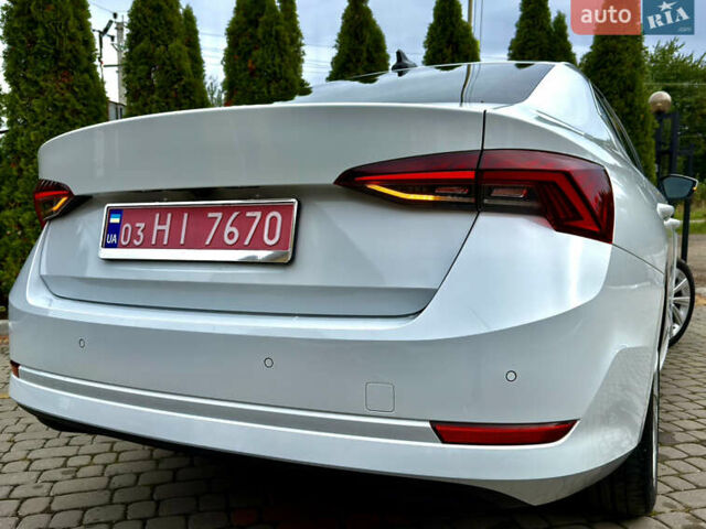 Белый Шкода Октавия, объемом двигателя 1.97 л и пробегом 177 тыс. км за 19999 $, фото 18 на Automoto.ua