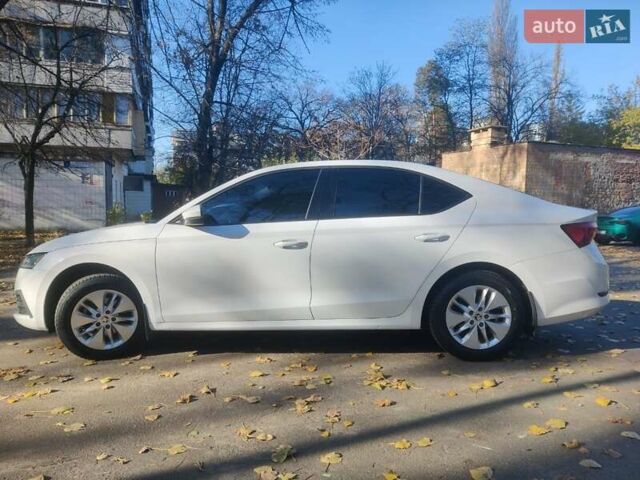 Белый Шкода Октавия, объемом двигателя 1.4 л и пробегом 107 тыс. км за 17900 $, фото 4 на Automoto.ua