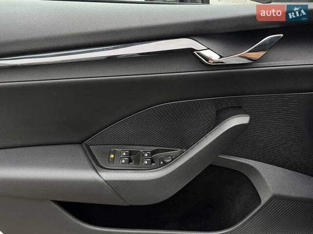 Білий Шкода Октавія, об'ємом двигуна 1.4 л та пробігом 117 тис. км за 18518 $, фото 11 на Automoto.ua