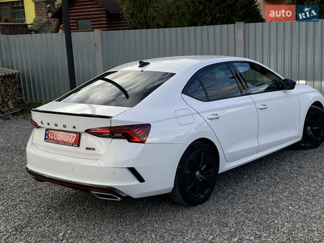 Білий Шкода Октавія, об'ємом двигуна 2 л та пробігом 160 тис. км за 27999 $, фото 22 на Automoto.ua