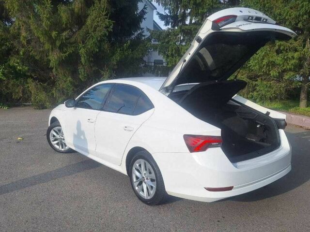 Шкода Октавия 2021 в Обухове на Automoto.ua Белый Шкода Октавия, объемом двигателя 1.4 л и пробегом 167 тыс. км за 17700 $, фото 9 на Automoto.ua