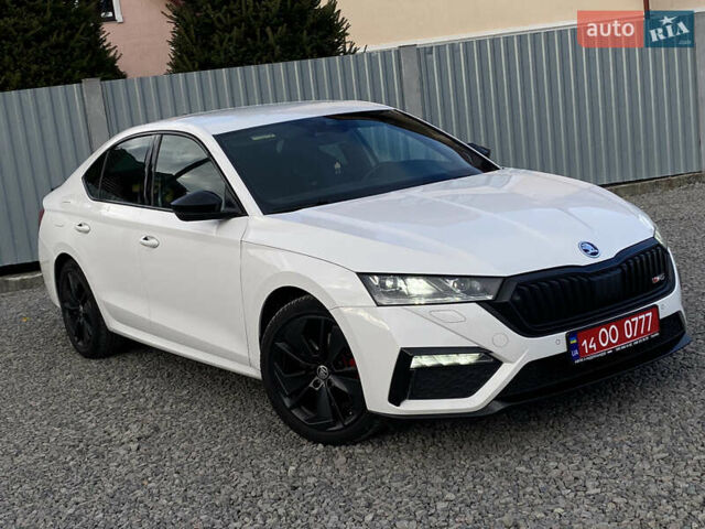 Білий Шкода Октавія, об'ємом двигуна 2 л та пробігом 160 тис. км за 27999 $, фото 11 на Automoto.ua