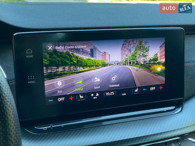 Білий Шкода Октавія, об'ємом двигуна 2 л та пробігом 160 тис. км за 27999 $, фото 44 на Automoto.ua