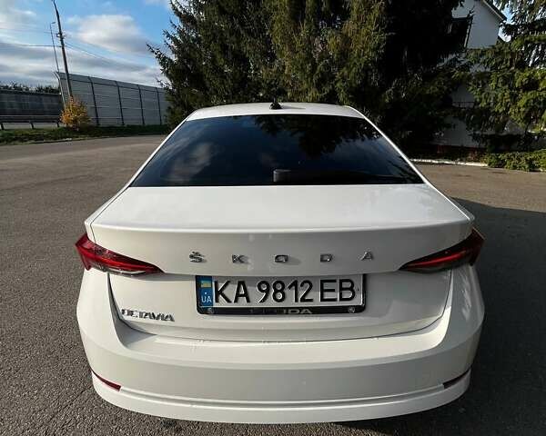 Шкода Октавия 2021 в Белой Церкве на Automoto.ua Белый Шкода Октавия, объемом двигателя 1.4 л и пробегом 167 тыс. км за 17700 $, фото 6 на Automoto.ua