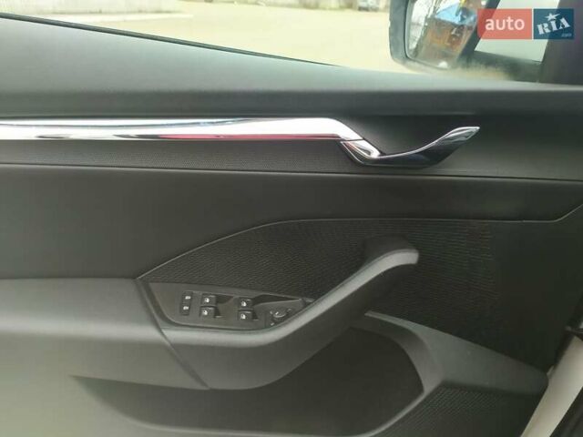 Білий Шкода Октавія, об'ємом двигуна 1.97 л та пробігом 103 тис. км за 19300 $, фото 6 на Automoto.ua