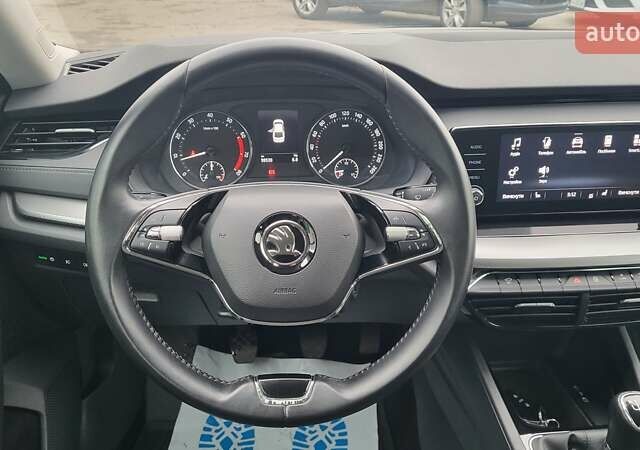 Белый Шкода Октавия, объемом двигателя 1.4 л и пробегом 98 тыс. км за 17990 $, фото 1 на Automoto.ua