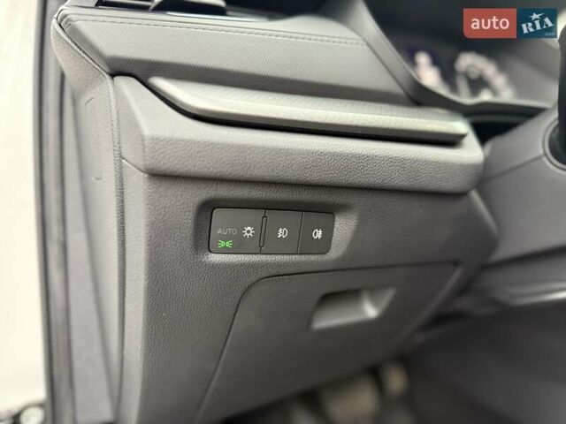 Белый Шкода Октавия, объемом двигателя 1.4 л и пробегом 17 тыс. км за 19900 $, фото 21 на Automoto.ua