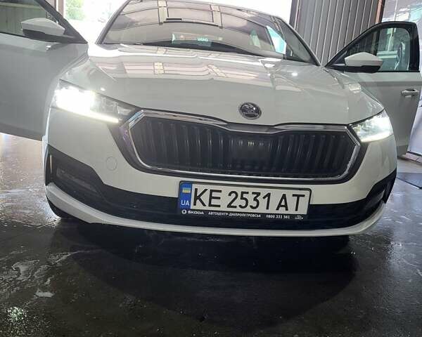 Білий Шкода Октавія, об'ємом двигуна 1.4 л та пробігом 48 тис. км за 19900 $, фото 19 на Automoto.ua