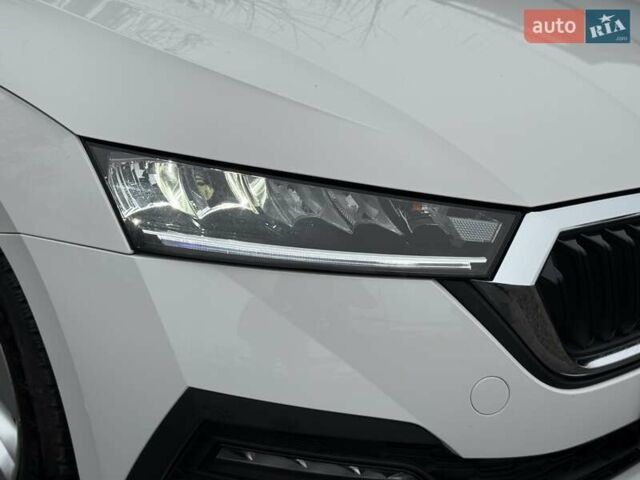 Белый Шкода Октавия, объемом двигателя 1.4 л и пробегом 17 тыс. км за 19900 $, фото 15 на Automoto.ua