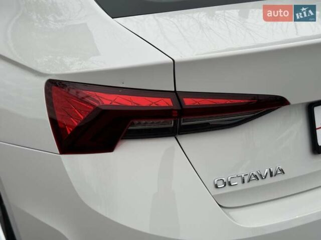Белый Шкода Октавия, объемом двигателя 1.4 л и пробегом 17 тыс. км за 19900 $, фото 7 на Automoto.ua