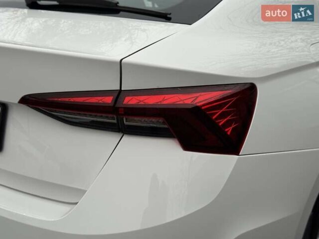 Белый Шкода Октавия, объемом двигателя 1.4 л и пробегом 17 тыс. км за 19900 $, фото 11 на Automoto.ua