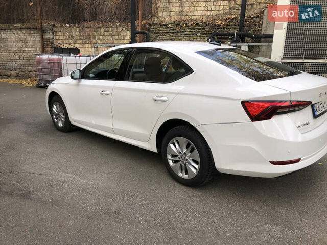 Білий Шкода Октавія, об'ємом двигуна 1.4 л та пробігом 30 тис. км за 18500 $, фото 3 на Automoto.ua