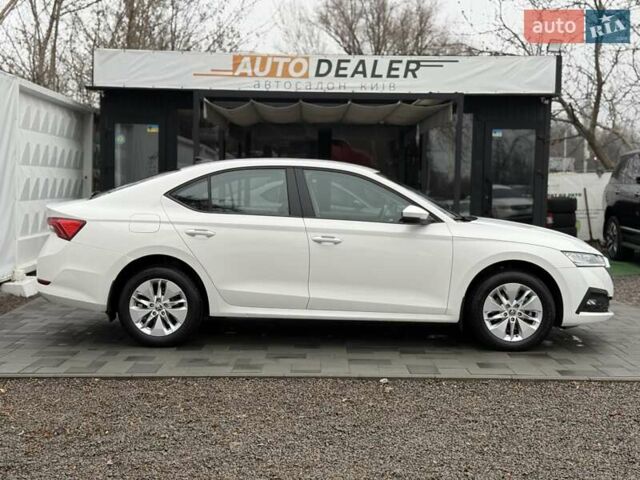 Белый Шкода Октавия, объемом двигателя 1.4 л и пробегом 17 тыс. км за 19900 $, фото 12 на Automoto.ua