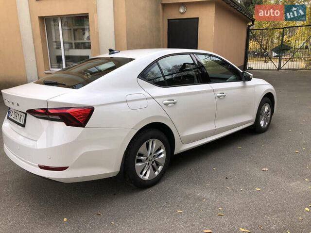Білий Шкода Октавія, об'ємом двигуна 1.4 л та пробігом 30 тис. км за 18500 $, фото 2 на Automoto.ua