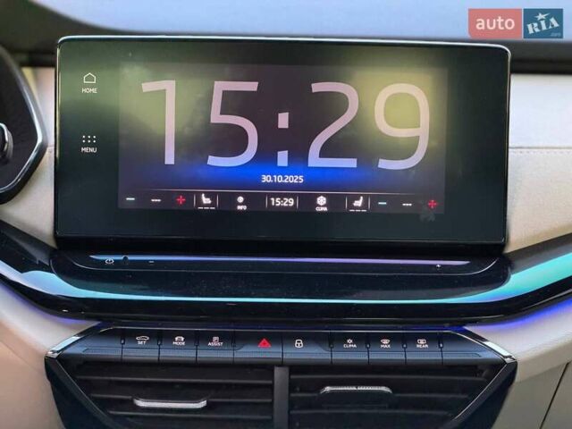 Білий Шкода Октавія, об'ємом двигуна 1.97 л та пробігом 55 тис. км за 33000 $, фото 48 на Automoto.ua