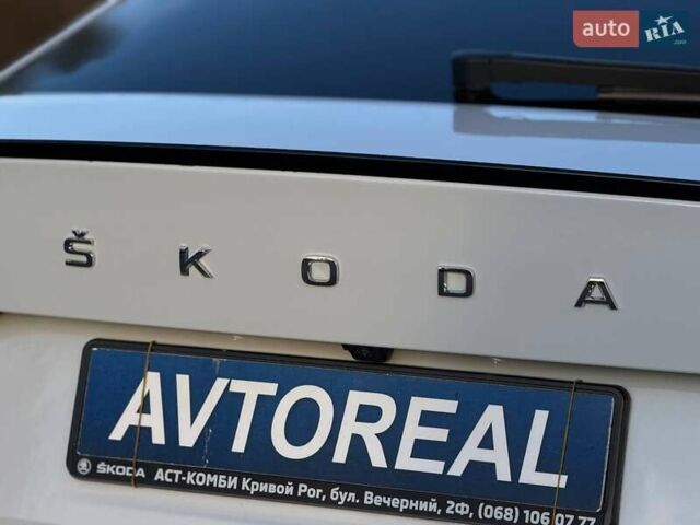 Білий Шкода Октавія, об'ємом двигуна 1.97 л та пробігом 55 тис. км за 33000 $, фото 23 на Automoto.ua