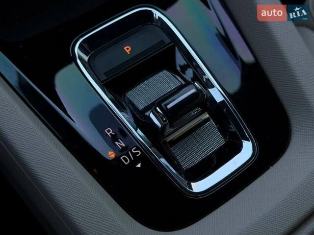 Білий Шкода Октавія, об'ємом двигуна 1.97 л та пробігом 55 тис. км за 33000 $, фото 64 на Automoto.ua