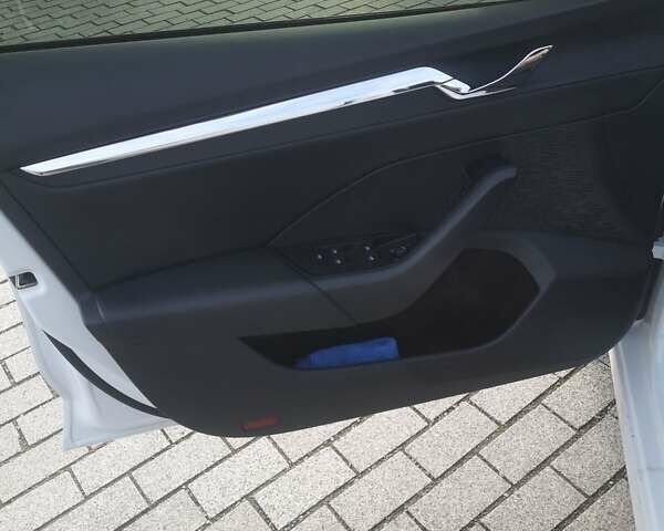 Белый Шкода Октавия, объемом двигателя 1.97 л и пробегом 96 тыс. км за 35500 $, фото 22 на Automoto.ua