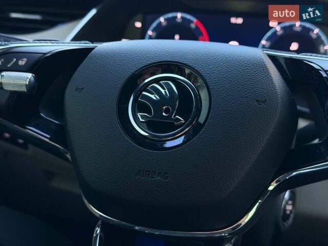 Білий Шкода Октавія, об'ємом двигуна 1.97 л та пробігом 55 тис. км за 33000 $, фото 53 на Automoto.ua